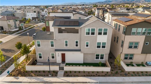 201 Yerba, Irvine, CA 92618