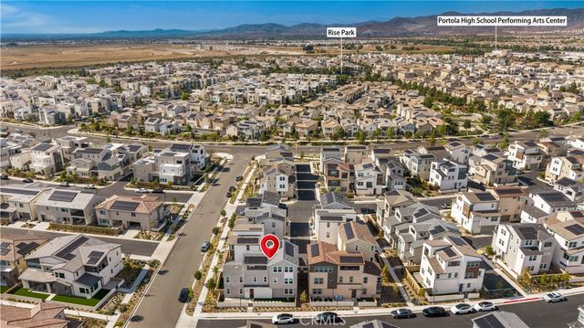 201 Yerba, Irvine, CA 92618