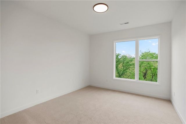 9311 Aminda Street, Lenexa, KS 66227