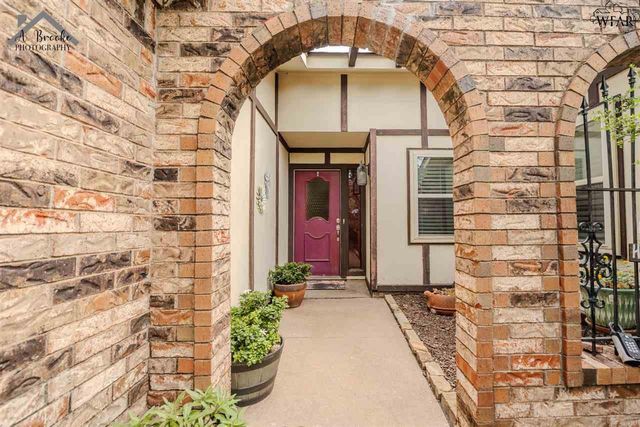 4502 TRAILWOOD DRIVE, Wichita Falls, TX 76310