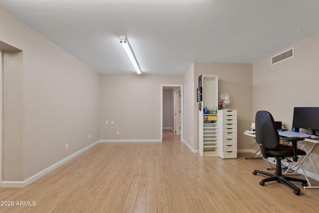 843 N WINTHROP Circle, Mesa, AZ 85213