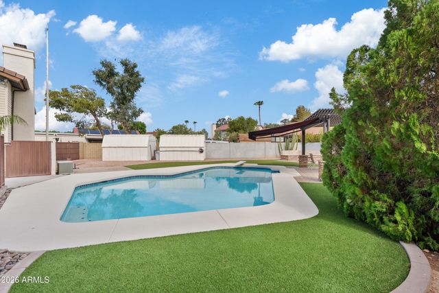 843 N WINTHROP Circle, Mesa, AZ 85213