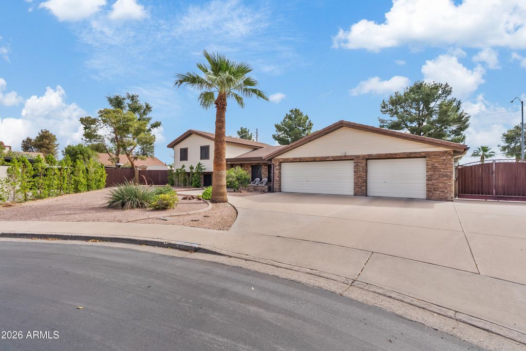 843 N WINTHROP Circle, Mesa, AZ 85213 — exterior
