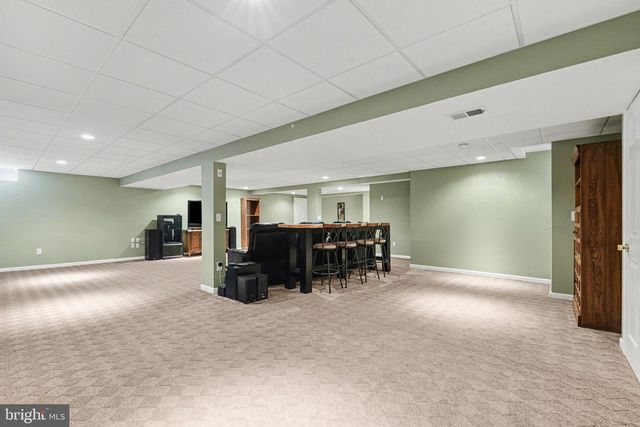 37 BLUE SPRUCE DR, Enola, PA 17025