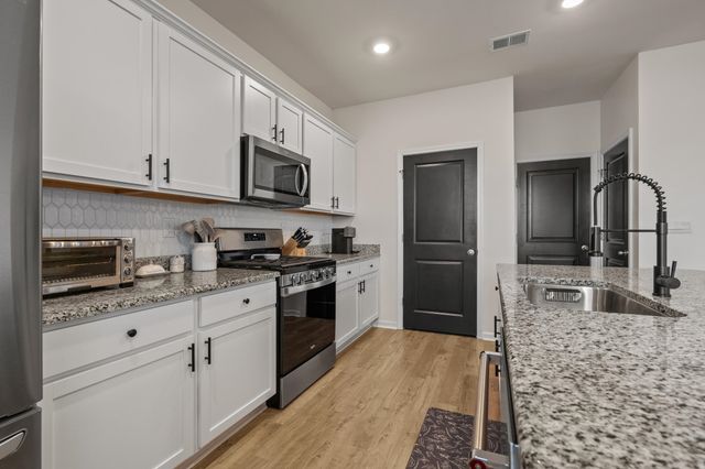 3343 Bells Lake Circle, Longs, SC 29568