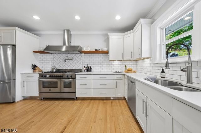 34 Prescott Ave, Montclair Twp., NJ 07042