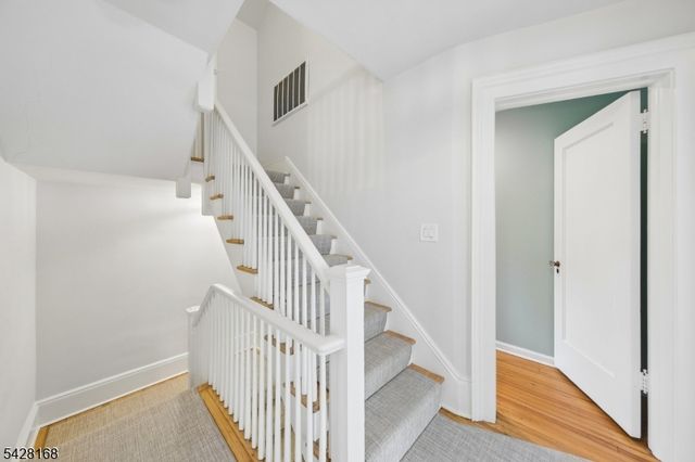 34 Prescott Ave, Montclair Twp., NJ 07042