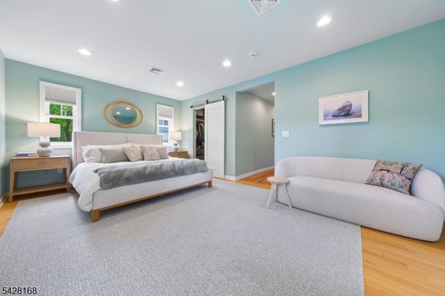 34 Prescott Ave, Montclair Twp., NJ 07042