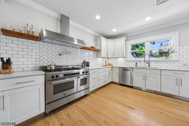 34 Prescott Ave, Montclair Twp., NJ 07042