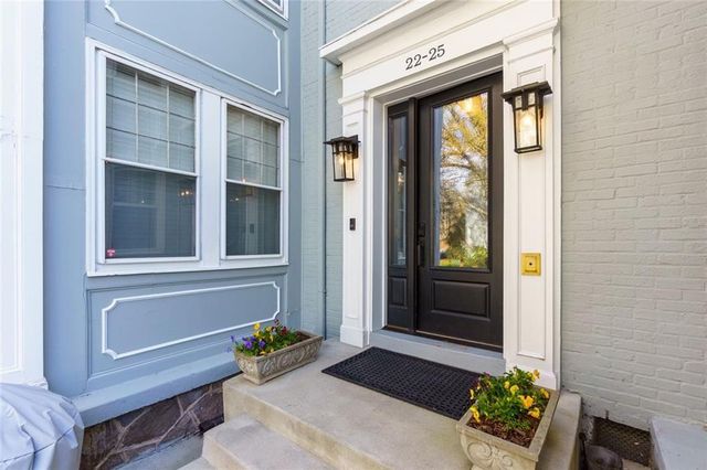 425 10th Street NE 22, Atlanta, GA 30309