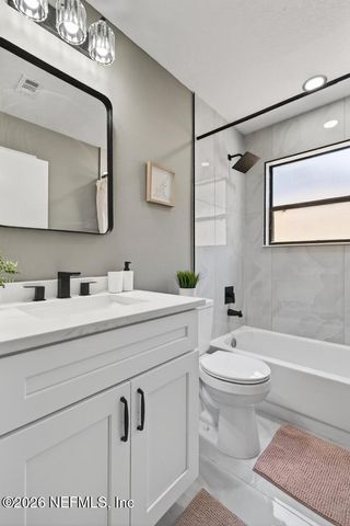 1380 HIGH PLAINS Drive W, Jacksonville, FL 32218