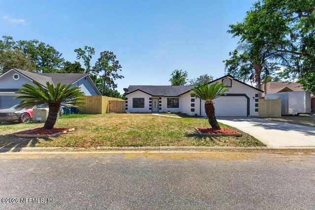 1380 HIGH PLAINS Drive W, Jacksonville, FL 32218