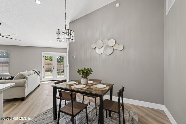 1380 HIGH PLAINS Drive W, Jacksonville, FL 32218