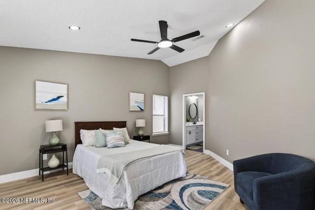 1380 HIGH PLAINS Drive W, Jacksonville, FL 32218