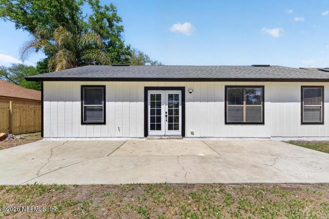 1380 HIGH PLAINS Drive W, Jacksonville, FL 32218