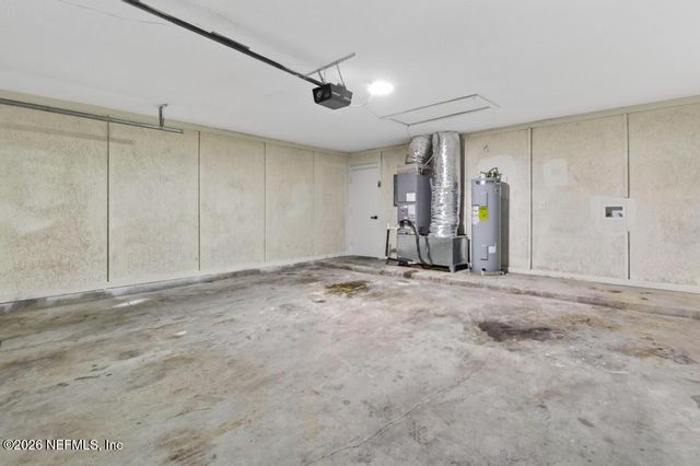 1380 HIGH PLAINS Drive W, Jacksonville, FL 32218