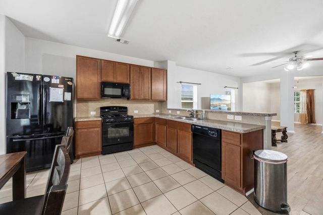 7738 Foxwaithe Lane, Humble, TX 77338