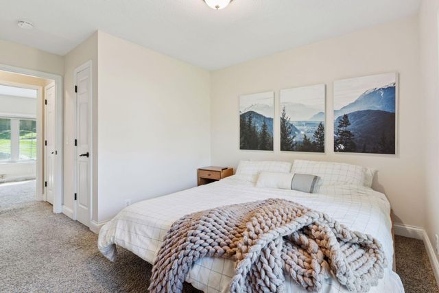 2595 Lydiard Circle, Orono, MN 55331