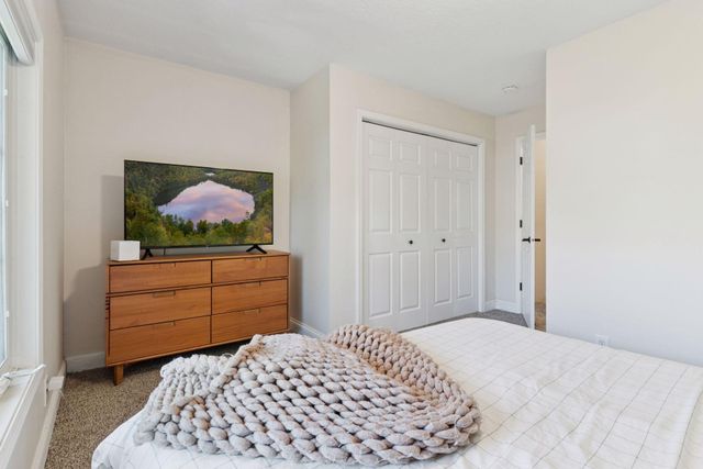 2595 Lydiard Circle, Orono, MN 55331