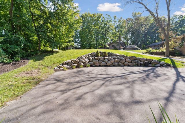 2595 Lydiard Circle, Orono, MN 55331