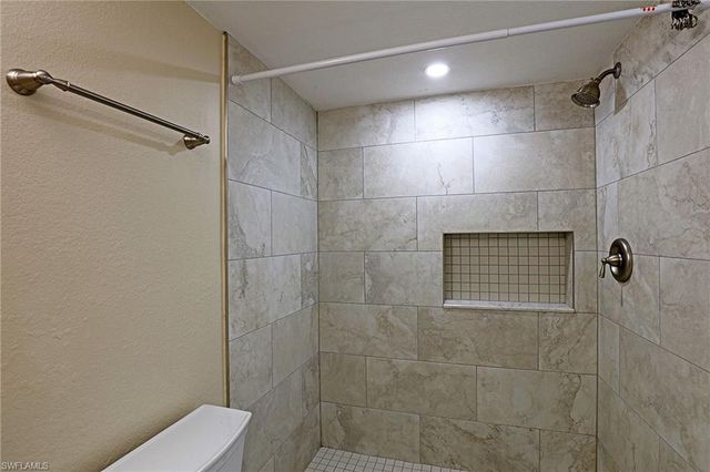 5311 Summerlin RD 1112, Fort Myers, FL 33919