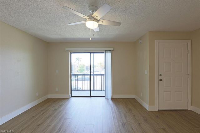 5311 Summerlin RD 1112, Fort Myers, FL 33919