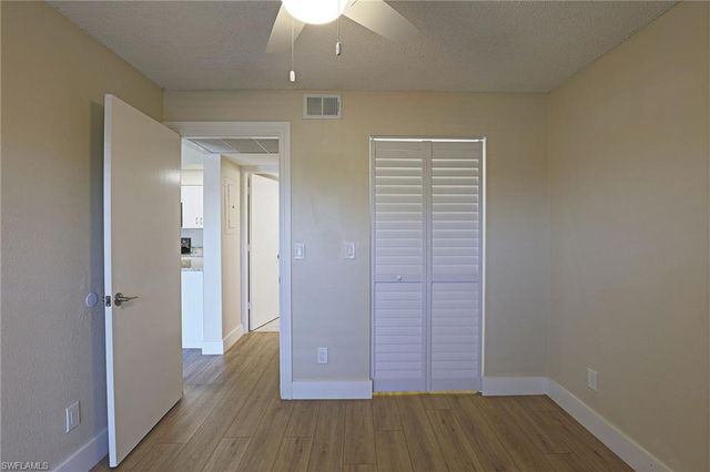 5311 Summerlin RD 1112, Fort Myers, FL 33919