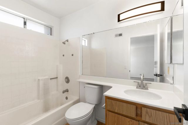 10240 Caminito Rio Ct, Lakeside, CA 92040