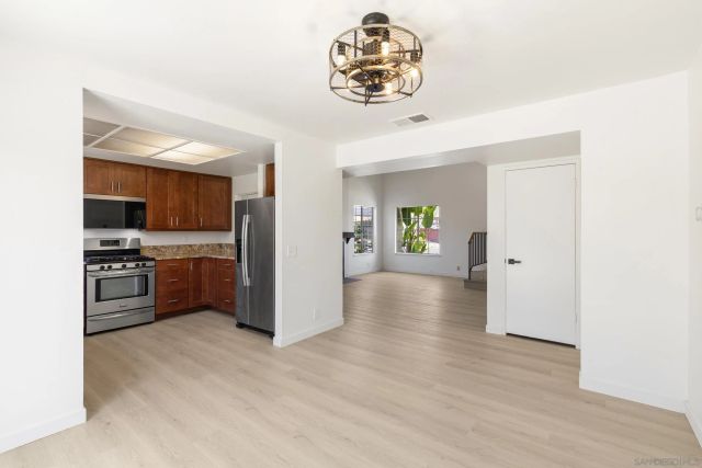 10240 Caminito Rio Ct, Lakeside, CA 92040