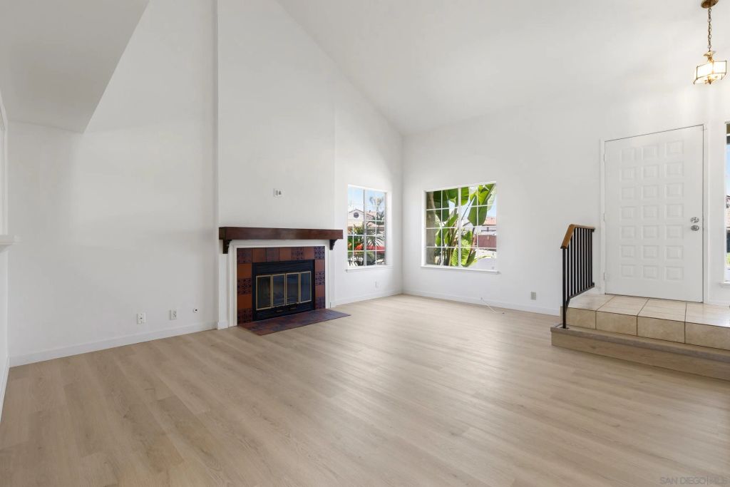 10240 Caminito Rio Ct, Lakeside, CA 92040