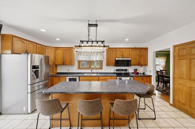 W6904 Schwemmer Lane, Fort Atkinson, WI 53538