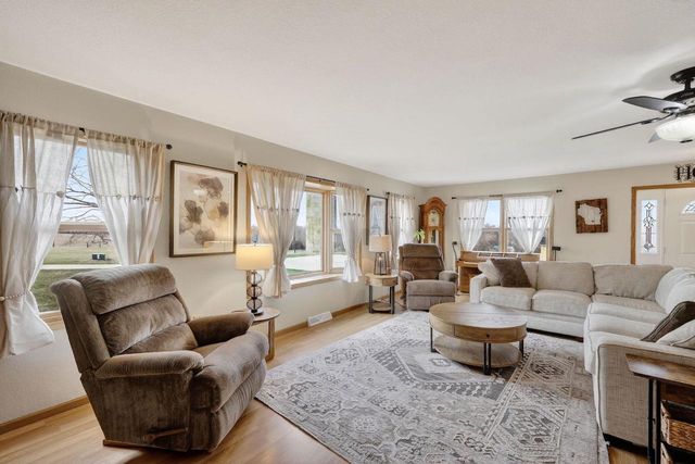 W6904 Schwemmer Lane, Fort Atkinson, WI 53538