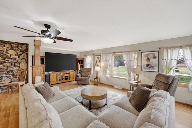 W6904 Schwemmer Lane, Fort Atkinson, WI 53538