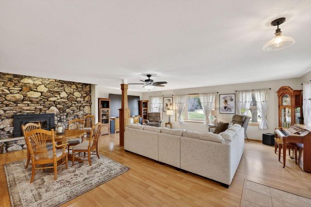 W6904 Schwemmer Lane, Fort Atkinson, WI 53538