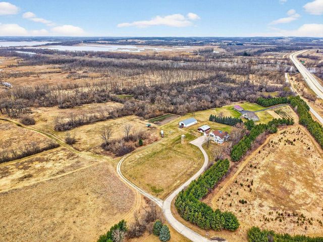 W6904 Schwemmer Lane, Fort Atkinson, WI 53538