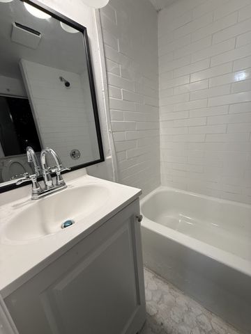 1028 Bridge St, Columbia, TN 38401