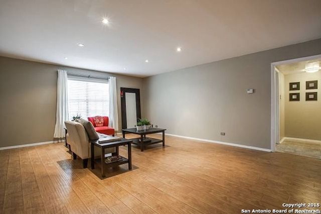 2420 McCullough Ave Apt 104, San Antonio, TX 78212