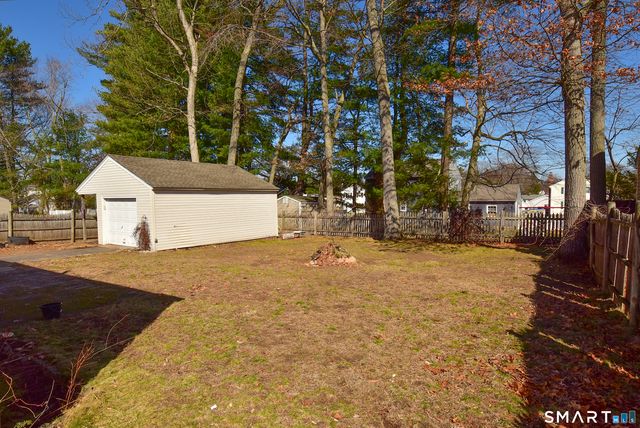 3 French Road, Manchester, CT 06042