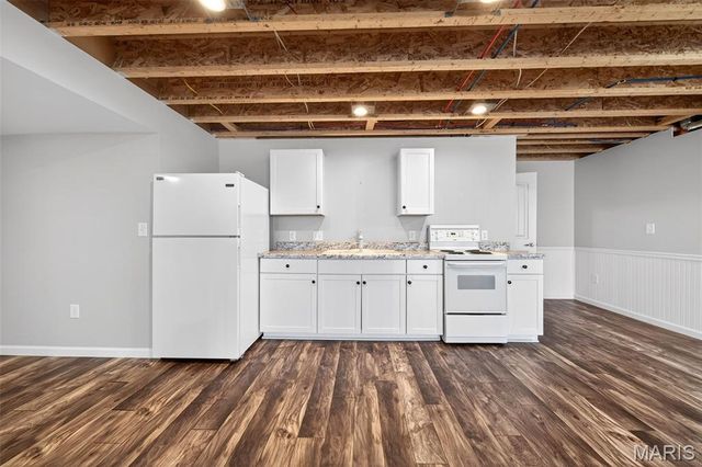 12 Jackson Circle 165, Festus, MO 63028