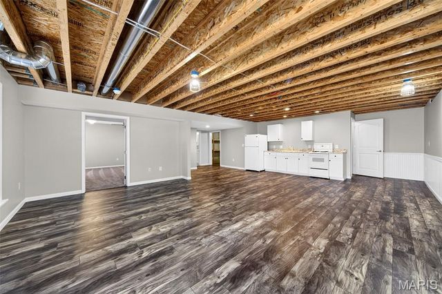 12 Jackson Circle 165, Festus, MO 63028