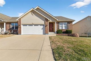 12 Jackson Circle 165, Festus, MO 63028