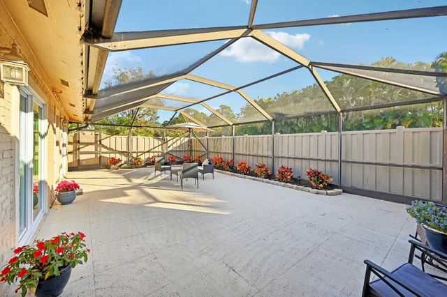 5760 Golden Eagle Circle, Palm Beach Gardens, FL 33418