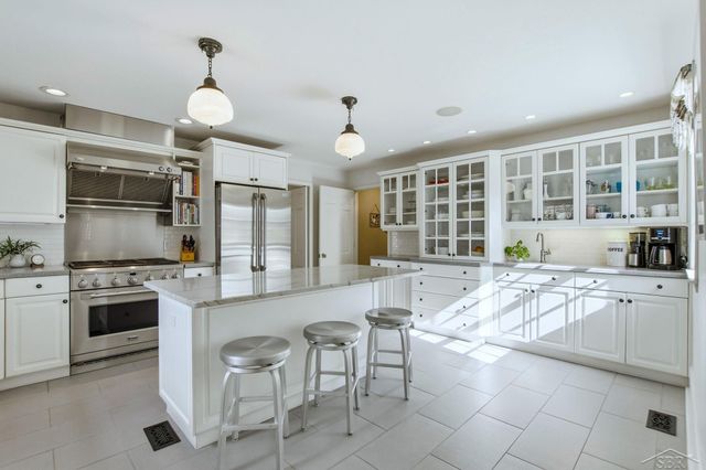 139 Carroll Boulevard, Bay City, MI 48708