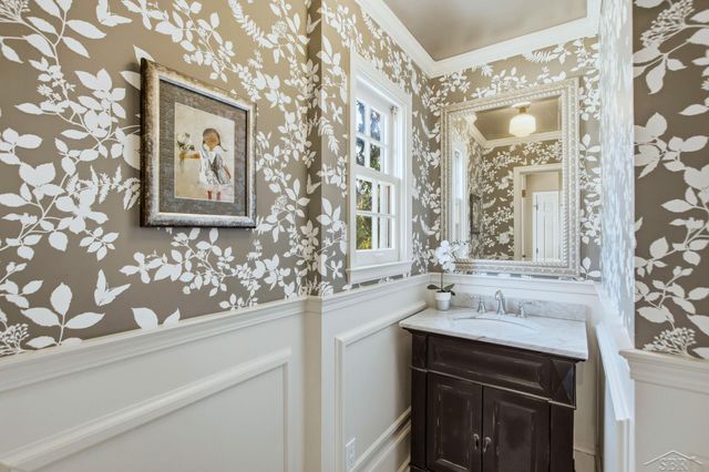 139 Carroll Boulevard, Bay City, MI 48708