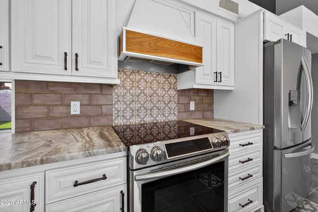 3955 N Ranier --, Mesa, AZ 85215