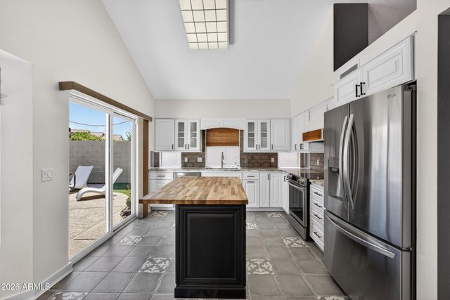 3955 N Ranier --, Mesa, AZ 85215