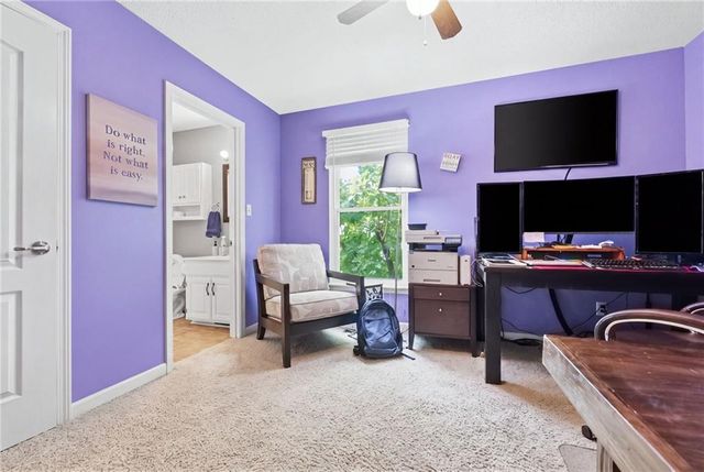 519 Holt Drive, Liberty, MO 64068