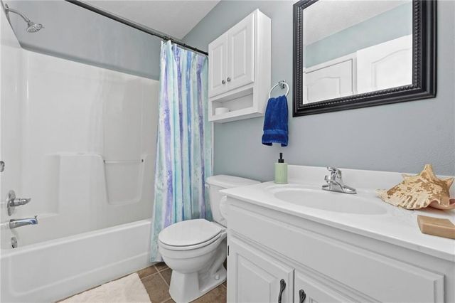 519 Holt Drive, Liberty, MO 64068