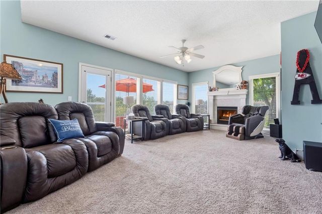 519 Holt Drive, Liberty, MO 64068