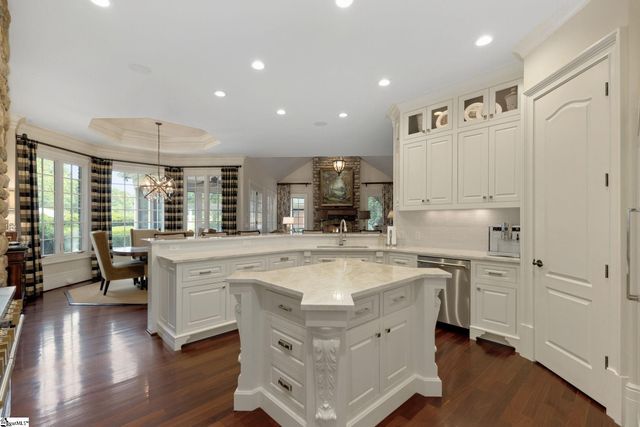 106 Chatsworth Road, Greer, SC 29651